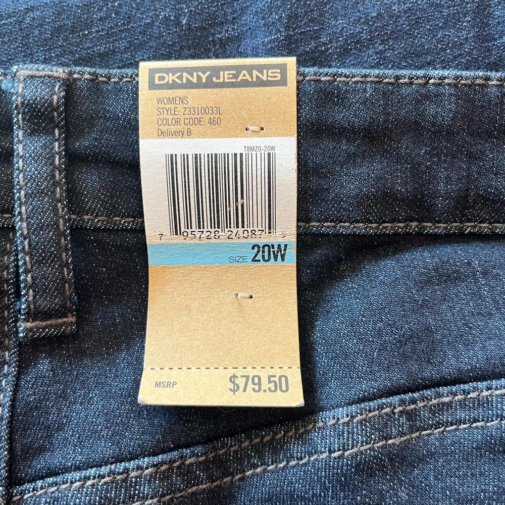 New DKNY Jeans size 20W